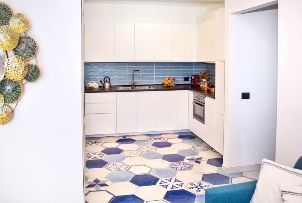 Suite Apartments Branco - Infinity Pool & Sea View - 5 Minuti Dal Centro Taormina Eksteriør bilde