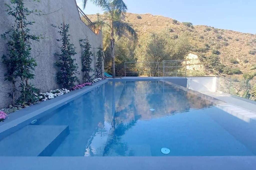 Suite Apartments Branco - Infinity Pool & Sea View - 5 Minuti Dal Centro Taormina Eksteriør bilde